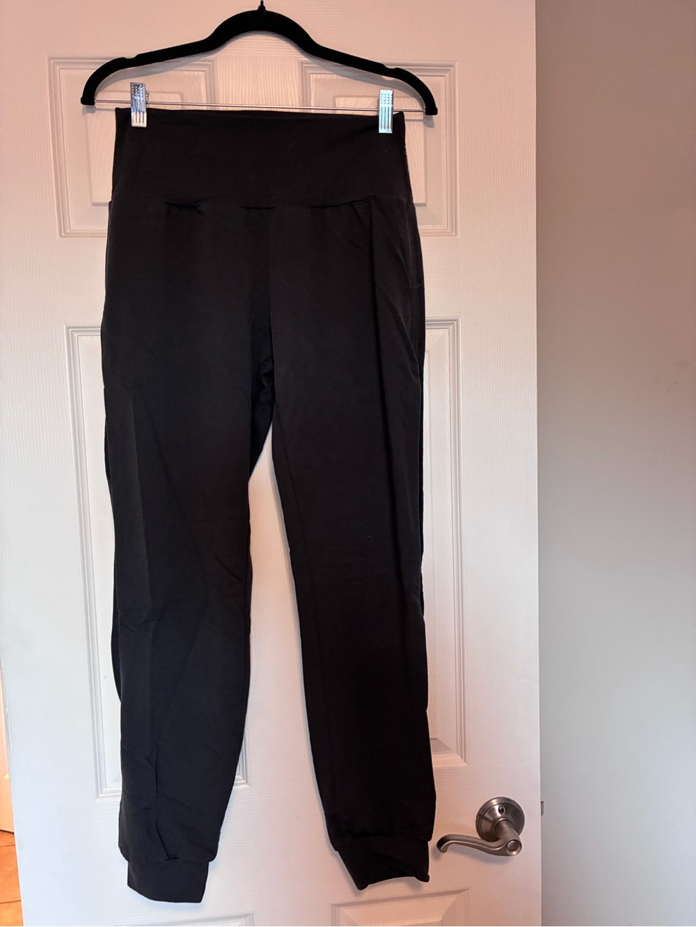 Source Unknown Black High-Rise Jogger Pants with Elastic Cuffs
